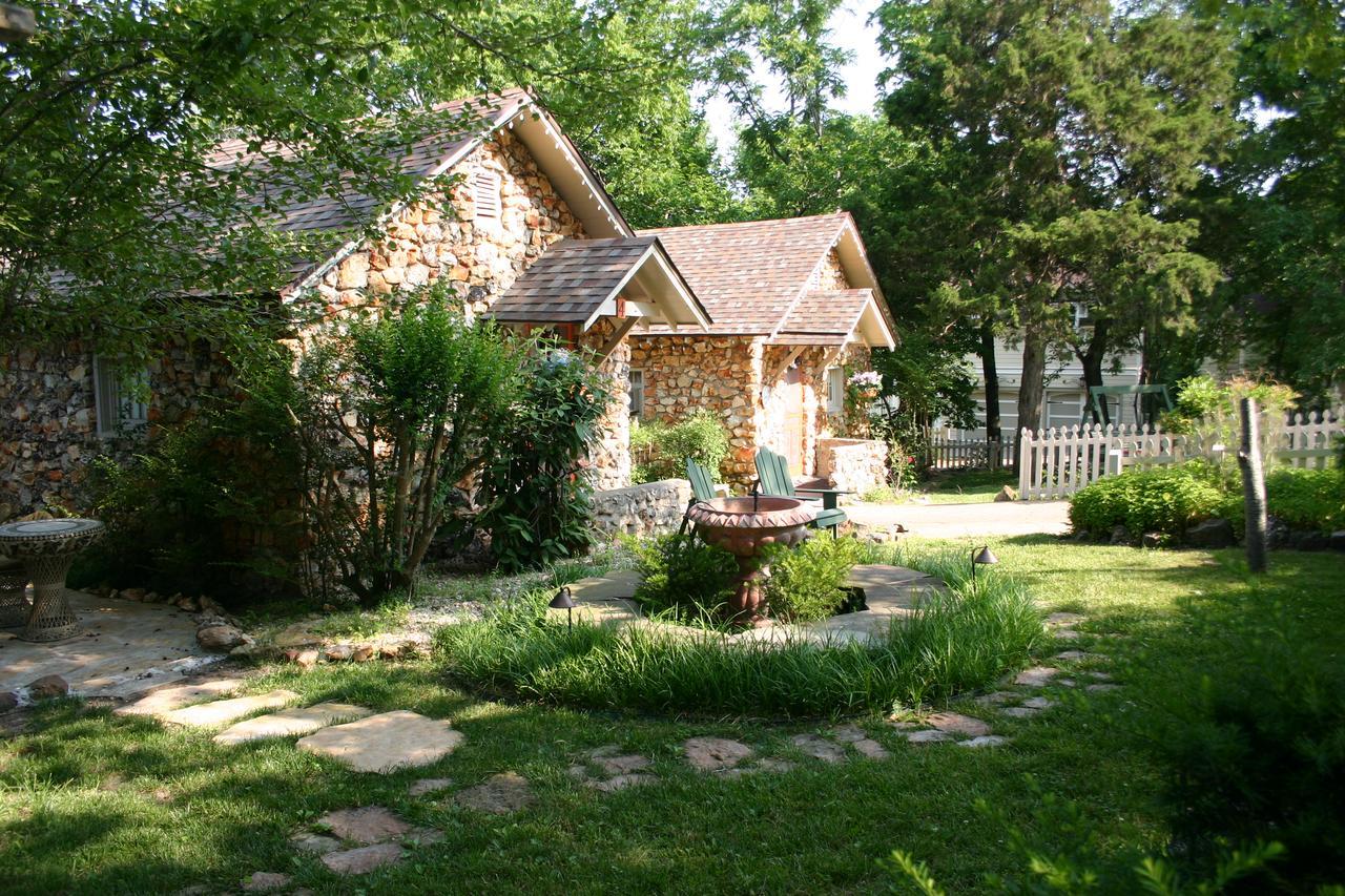 Rock Cottage Gardens B&B Eureka Springs Exterior foto